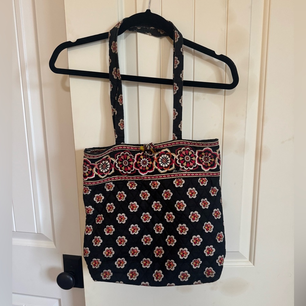Vera Bradley toggle tote